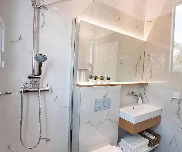 Summer Vibes Apartment